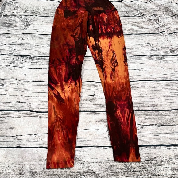 Booty by Brabants Orange and Crimson Leggings with Lava/Fire like Print OSFM - Picture 1 of 8